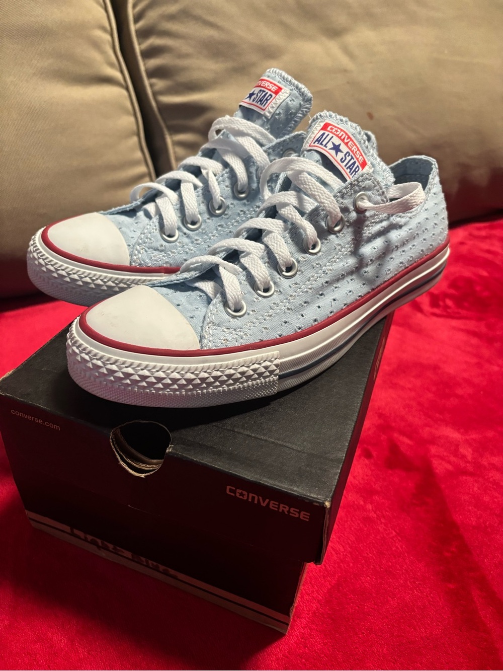 Converse All Star Low Top Sneakers - Light Blue Women’s Size 8
